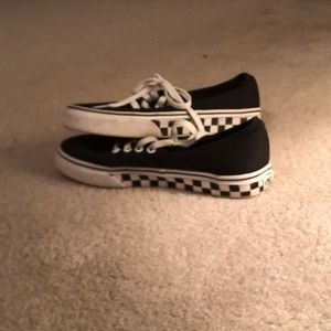 Low rise black vans
